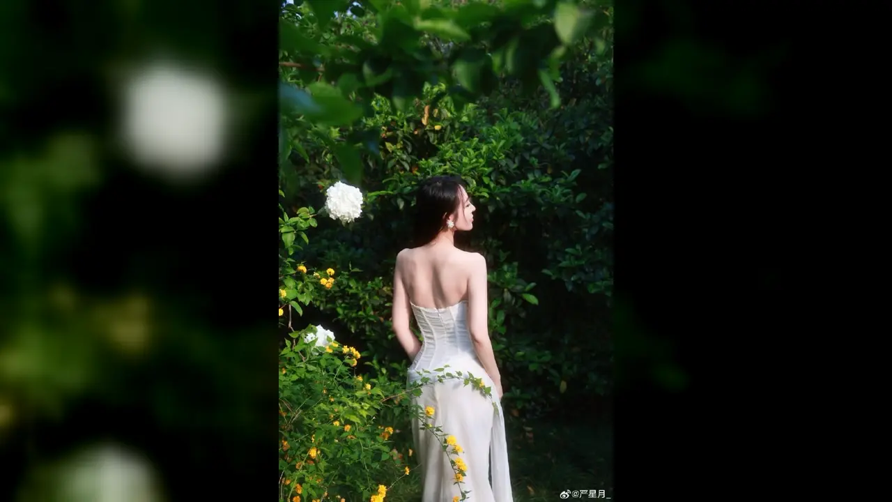 小欲猫-校园反差写真